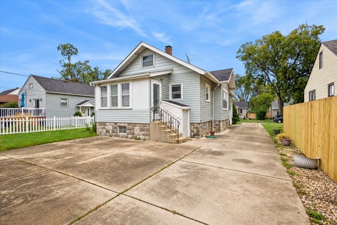 Tiny photo for 3347 Washington Street, Lansing, IL 60438 (MLS # 12758584)