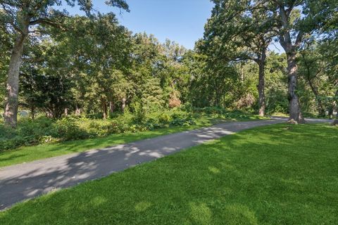 Tiny photo for 25 W 500 Royce Road, Naperville, IL 60565 (MLS # 12477974)