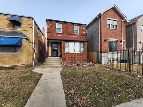 Photo of 420 W 98TH Street, Chicago, IL 60628 (MLS # 12576415)