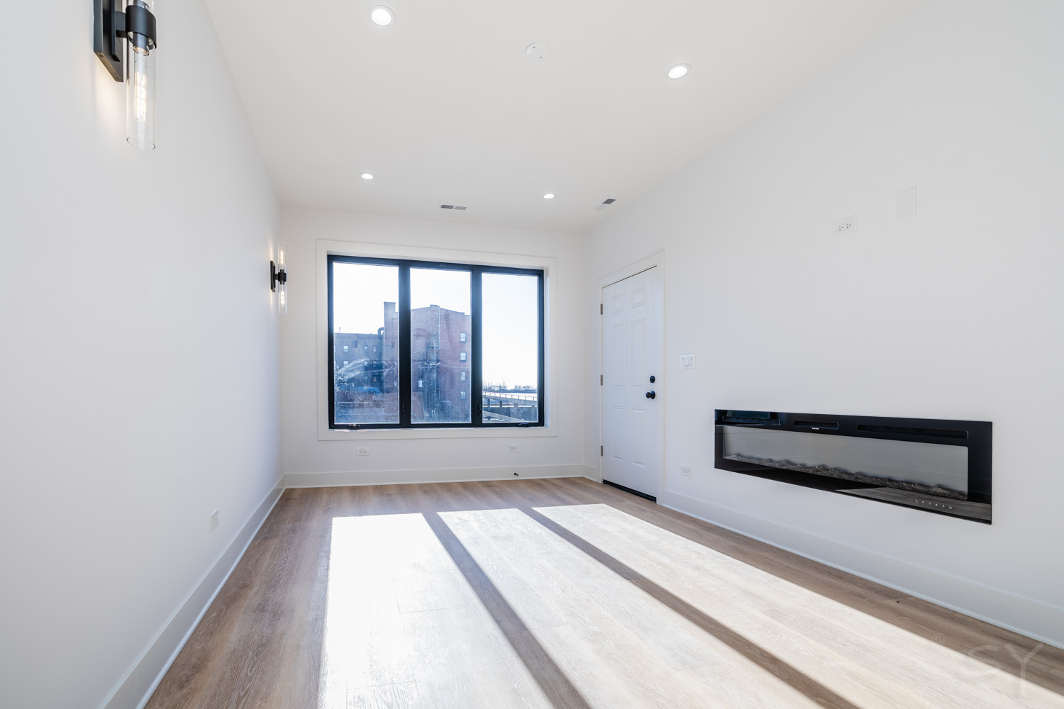 3215 W Fulton Street