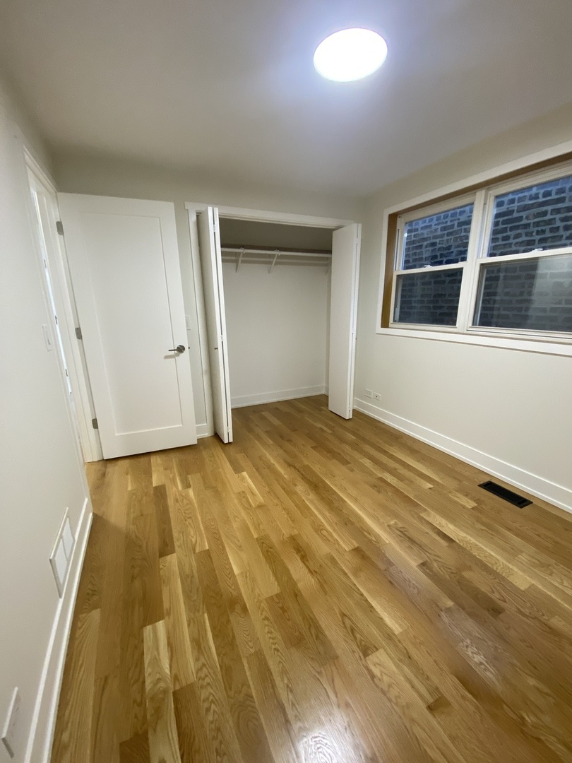 3270 N Elston Avenue 1