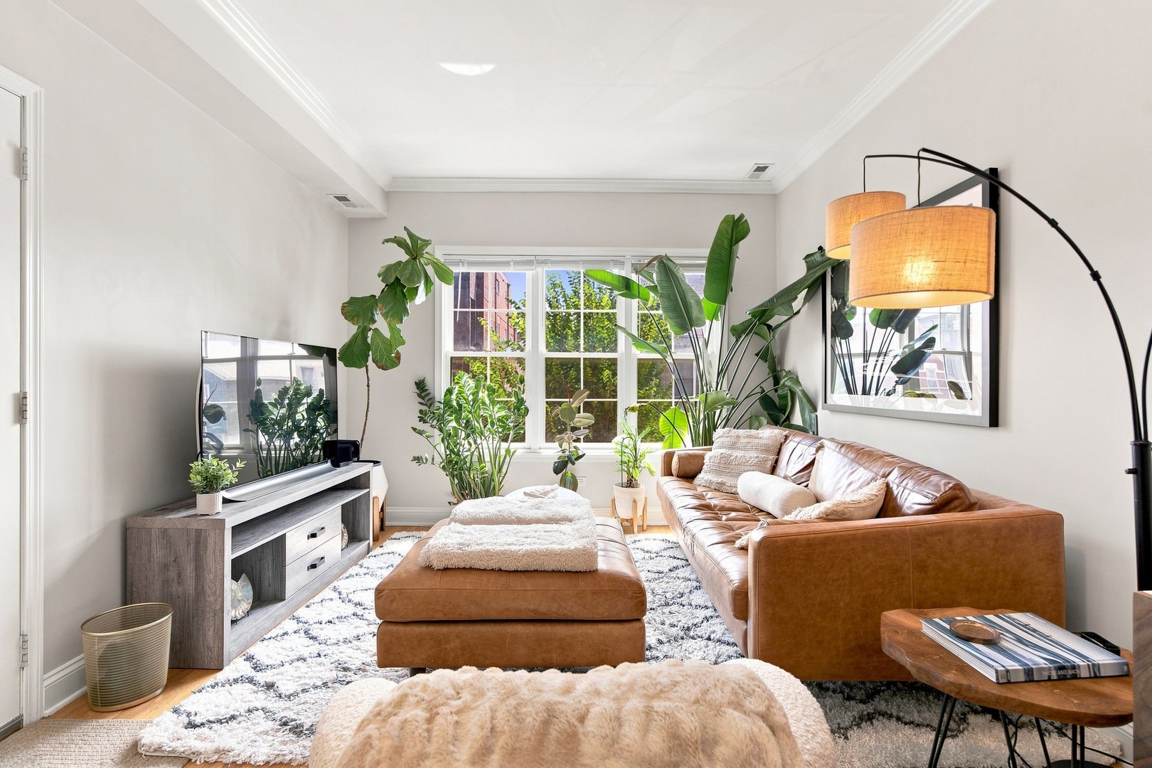 1518 W SUPERIOR Street 2