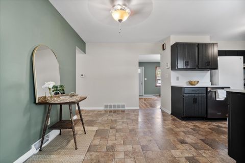 Tiny photo for 415 Bradley Lane, Normal, IL 61761 (MLS # 12484866)