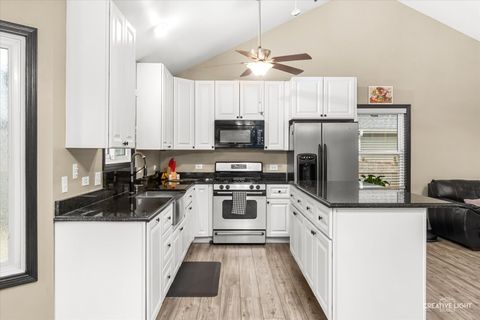 Tiny photo for 129 Seton Creek Drive, Oswego, IL 60543 (MLS # 12572115)