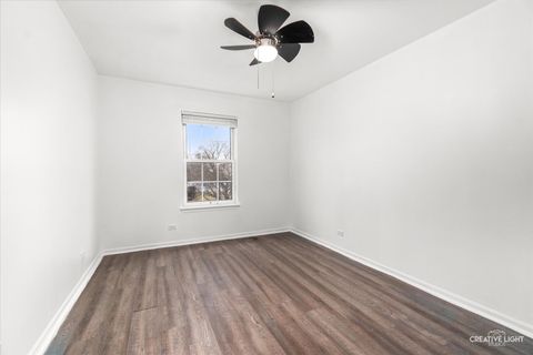 Tiny photo for 129 Seton Creek Drive, Oswego, IL 60543 (MLS # 12572115)