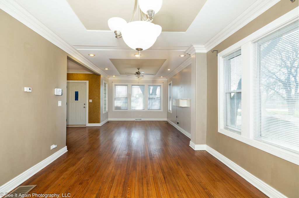 7658 S LAFAYETTE Avenue