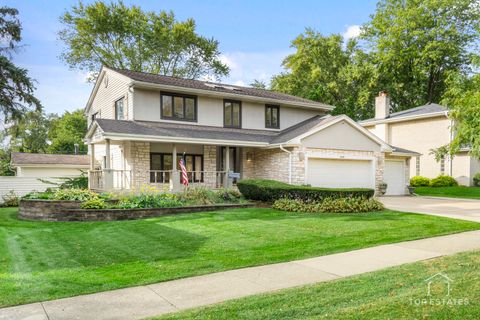 Photo of 445 W Dorset Avenue, Palatine, IL 60067 (MLS # 12498899)