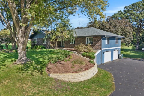 Tiny photo for 8N627 Gingerwood Lane, Elgin, IL 60124 (MLS # 12776959)