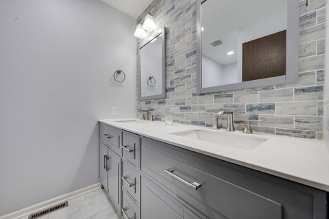 Tiny photo for 8N627 Gingerwood Lane, Elgin, IL 60124 (MLS # 12776959)