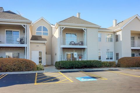 Photo of 726 N Gary Avenue #109A, Carol Stream, IL 60188 (MLS # 12511785)