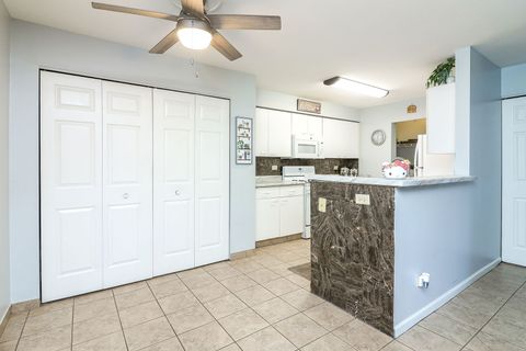 Tiny photo for 726 N Gary Avenue #109A, Carol Stream, IL 60188 (MLS # 12511785)