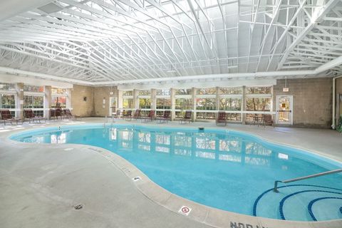 Tiny photo for 726 N Gary Avenue #109A, Carol Stream, IL 60188 (MLS # 12511785)