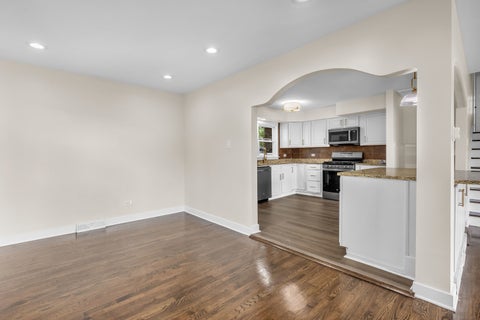 Tiny photo for 17061 Evans Drive, South Holland, IL 60473 (MLS # 12786836)
