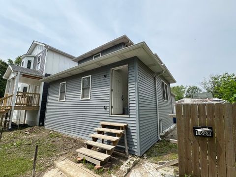 Tiny photo for 1608 S 5th Avenue, Maywood, IL 60153 (MLS # 12434482)