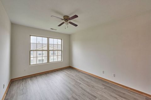 Tiny photo for 962 Arvle Circle #962, Sycamore, IL 60178 (MLS # 12614258)