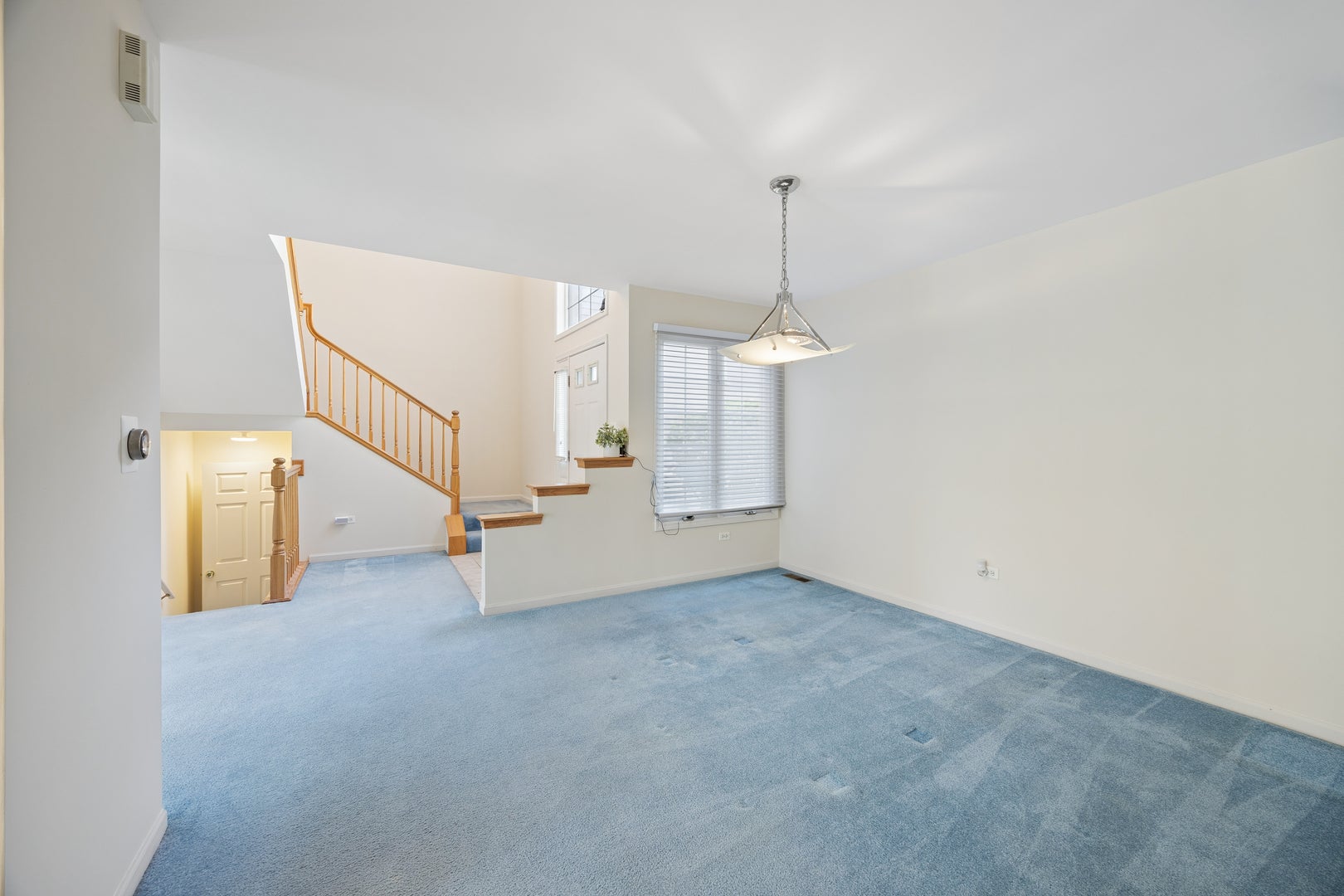 14143 Norwich Lane