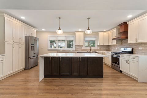 Tiny photo for 2003 E Lillian Lane, Arlington Heights, IL 60004 (MLS # 12724621)