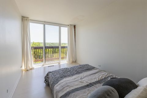 Tiny photo for 5600 Hillcrest Lane #130-3K, Lisle, IL 60532 (MLS # 12535325)