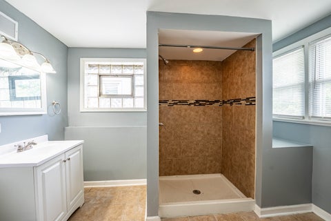 Tiny photo for 12528 S Justine Street, Calumet Park, IL 60827 (MLS # 12751837)