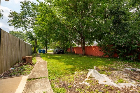 Tiny photo for 12528 S Justine Street, Calumet Park, IL 60827 (MLS # 12751837)