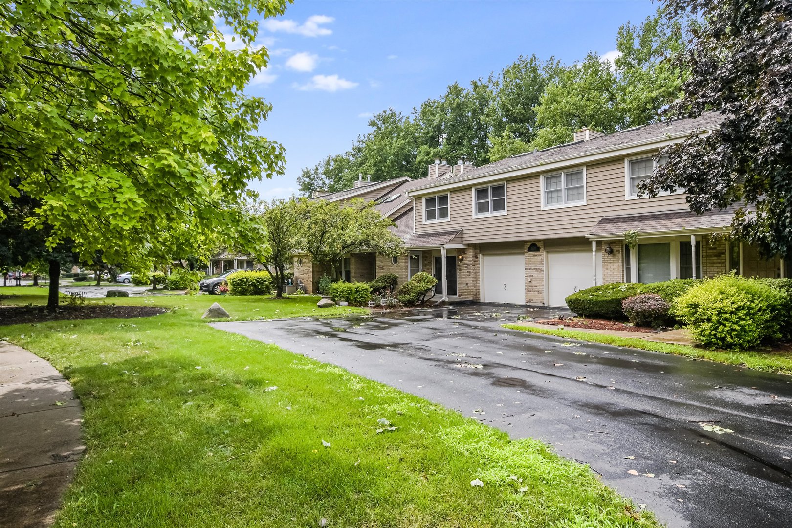 1959 Lancaster Court 1