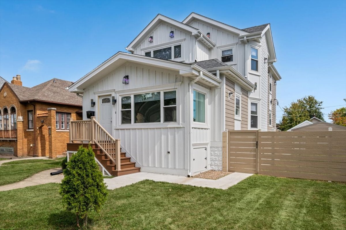 135 S 19th Avenue