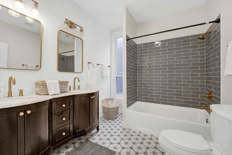 Tiny photo for 3806 S INDIANA Avenue, Chicago, IL 60653 (MLS # 12353930)