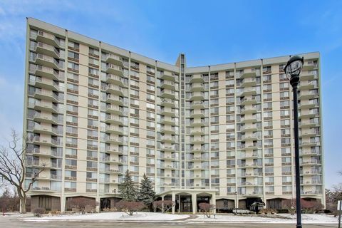 Photo of 40 N Tower Road #16N, Oak Brook, IL 60523 (MLS # 12595154)