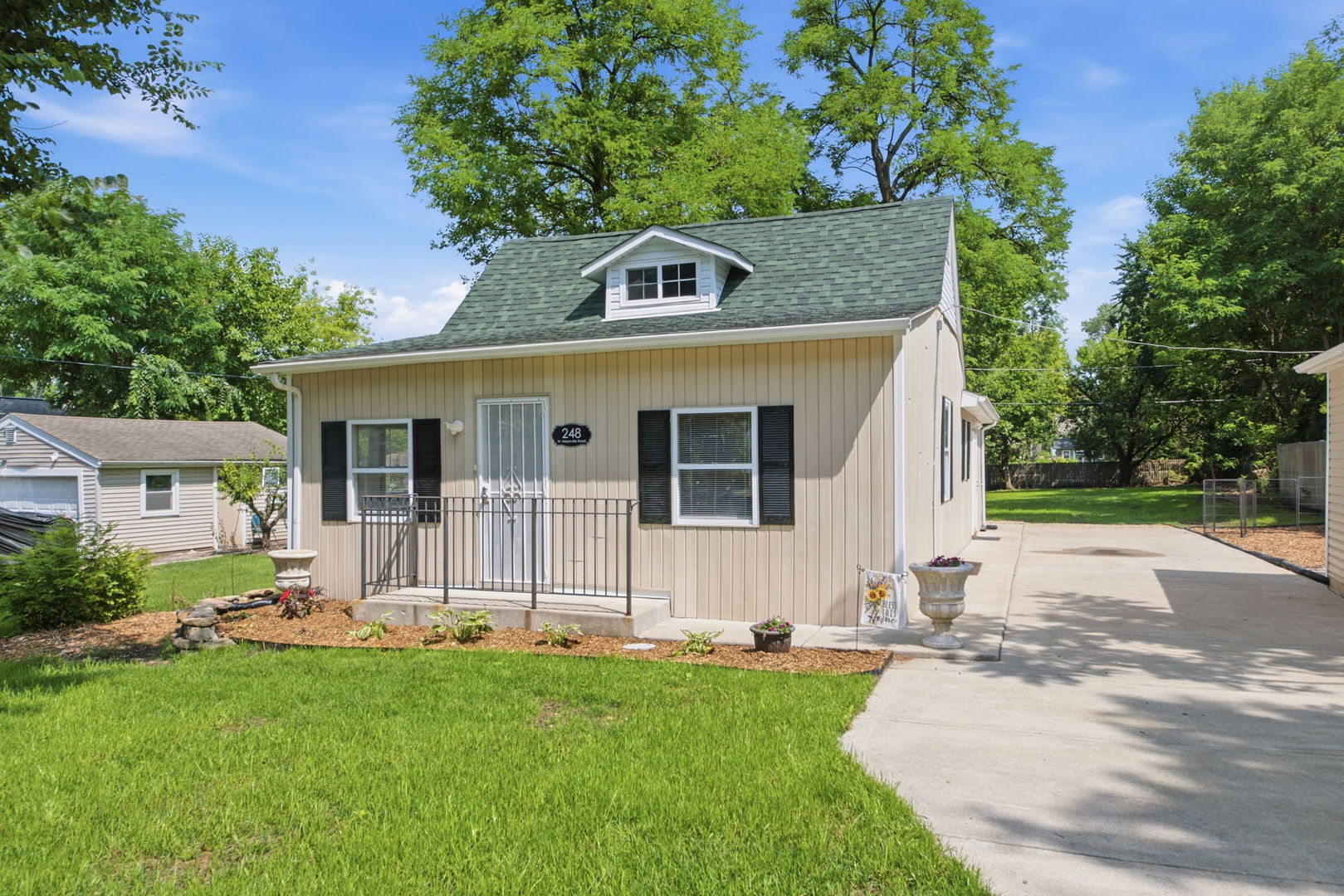 248 W Naperville Road