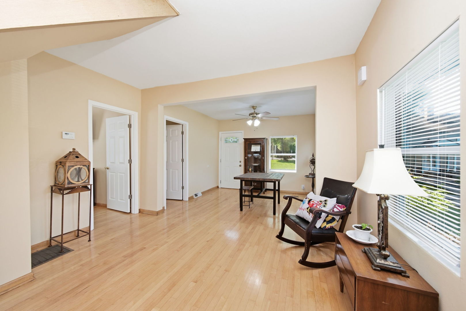 248 W Naperville Road
