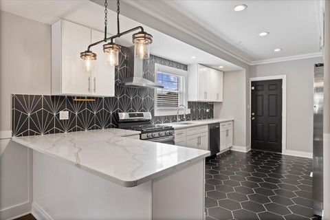 Tiny photo for 7830 S Merrill Avenue, Chicago, IL 60649 (MLS # 12478066)