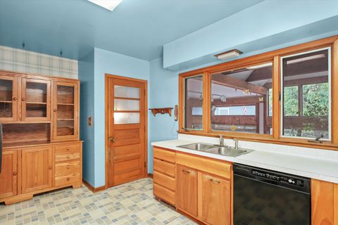Tiny photo for 121 Park Avenue, Grayslake, IL 60030 (MLS # 12493365)