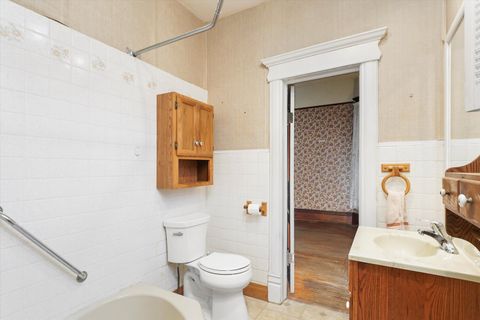 Tiny photo for 121 Park Avenue, Grayslake, IL 60030 (MLS # 12493365)