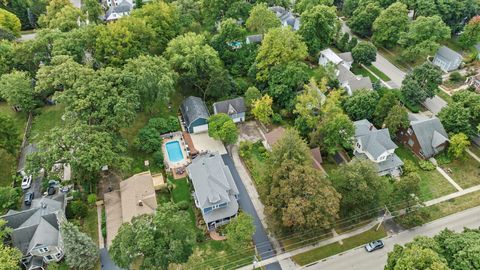 Tiny photo for 121 Park Avenue, Grayslake, IL 60030 (MLS # 12493365)