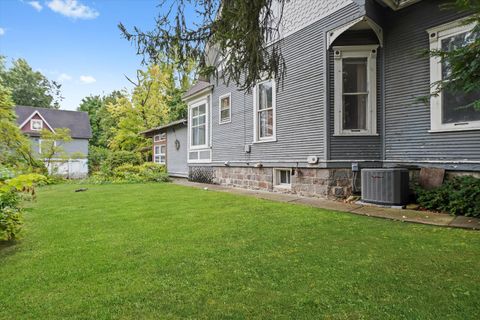 Tiny photo for 121 Park Avenue, Grayslake, IL 60030 (MLS # 12493365)
