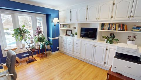 Tiny photo for 1107 VINEYARD Drive, Gurnee, IL 60031 (MLS # 12549849)