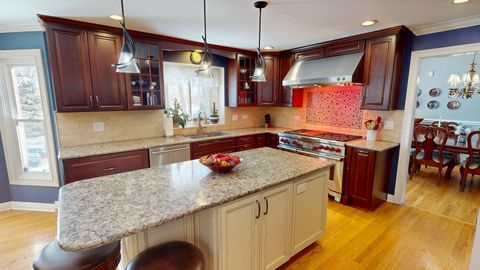 Tiny photo for 1107 VINEYARD Drive, Gurnee, IL 60031 (MLS # 12549849)