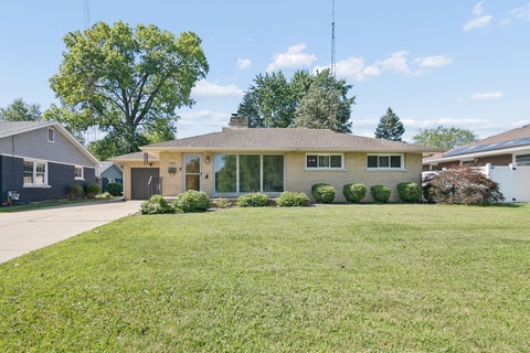 Photo of 922 W Van Meter Street, Kankakee, IL 60901 (MLS # 12706019)