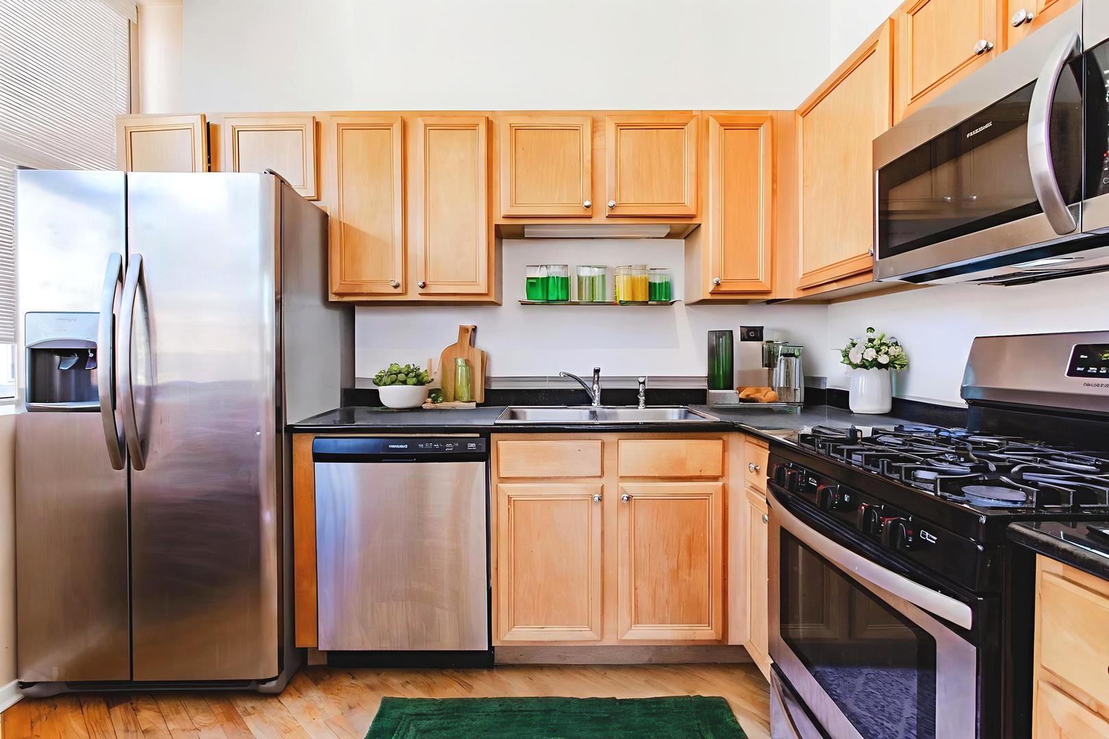 500 S Clinton Street 743