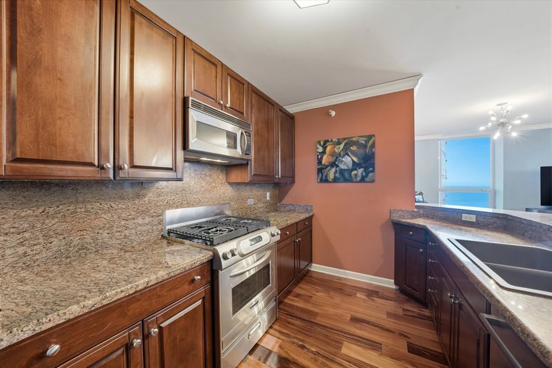 420 E Waterside Drive 1401