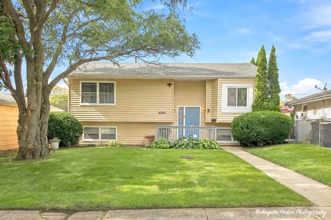 Photo of 2714 Gilead Avenue, Zion, IL 60099 (MLS # 12784441)