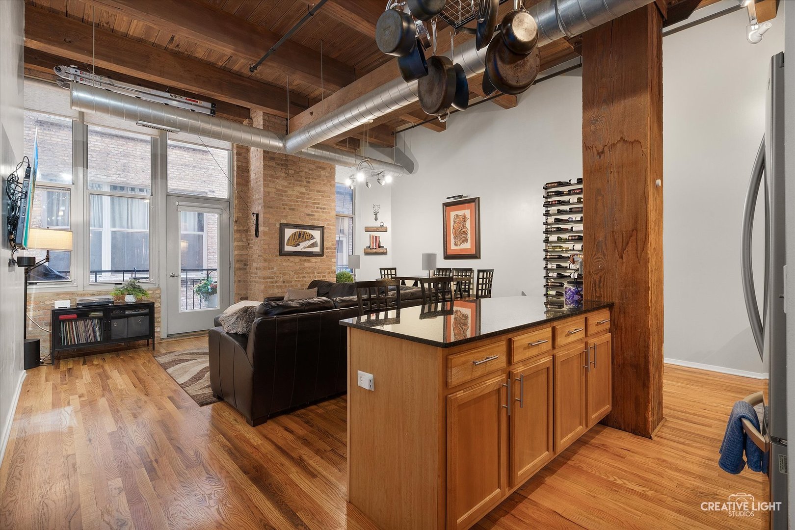 1500 W Monroe Street 219