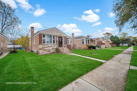 A home in Calumet Park