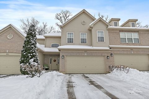 2813 Granite Court Crystal Lake IL 60012