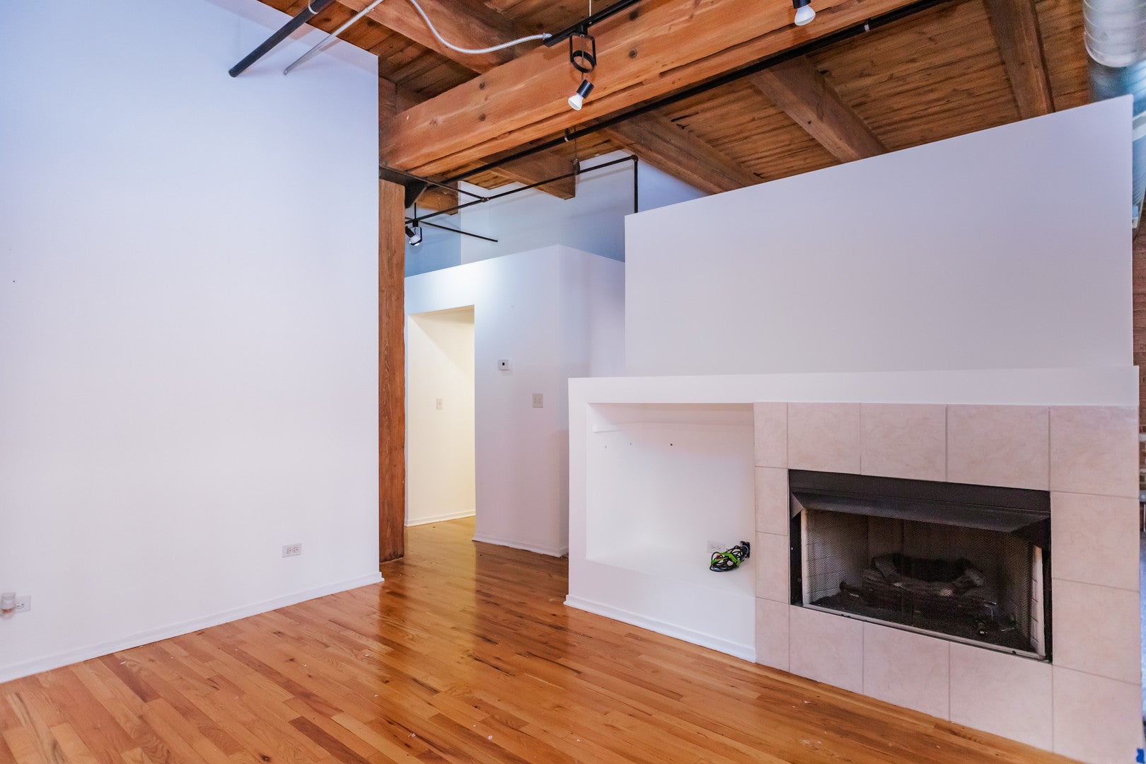 625 W Jackson Boulevard 212