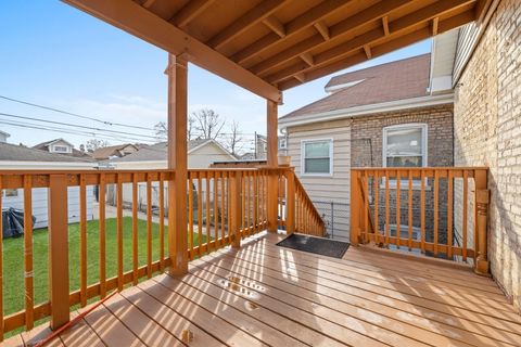 Tiny photo for 5349 W Fletcher Street, Chicago, IL 60641 (MLS # 12594918)