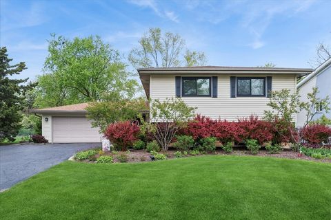 Tiny photo for 122 Mulberry Road, Deerfield, IL 60015 (MLS # 12606990)