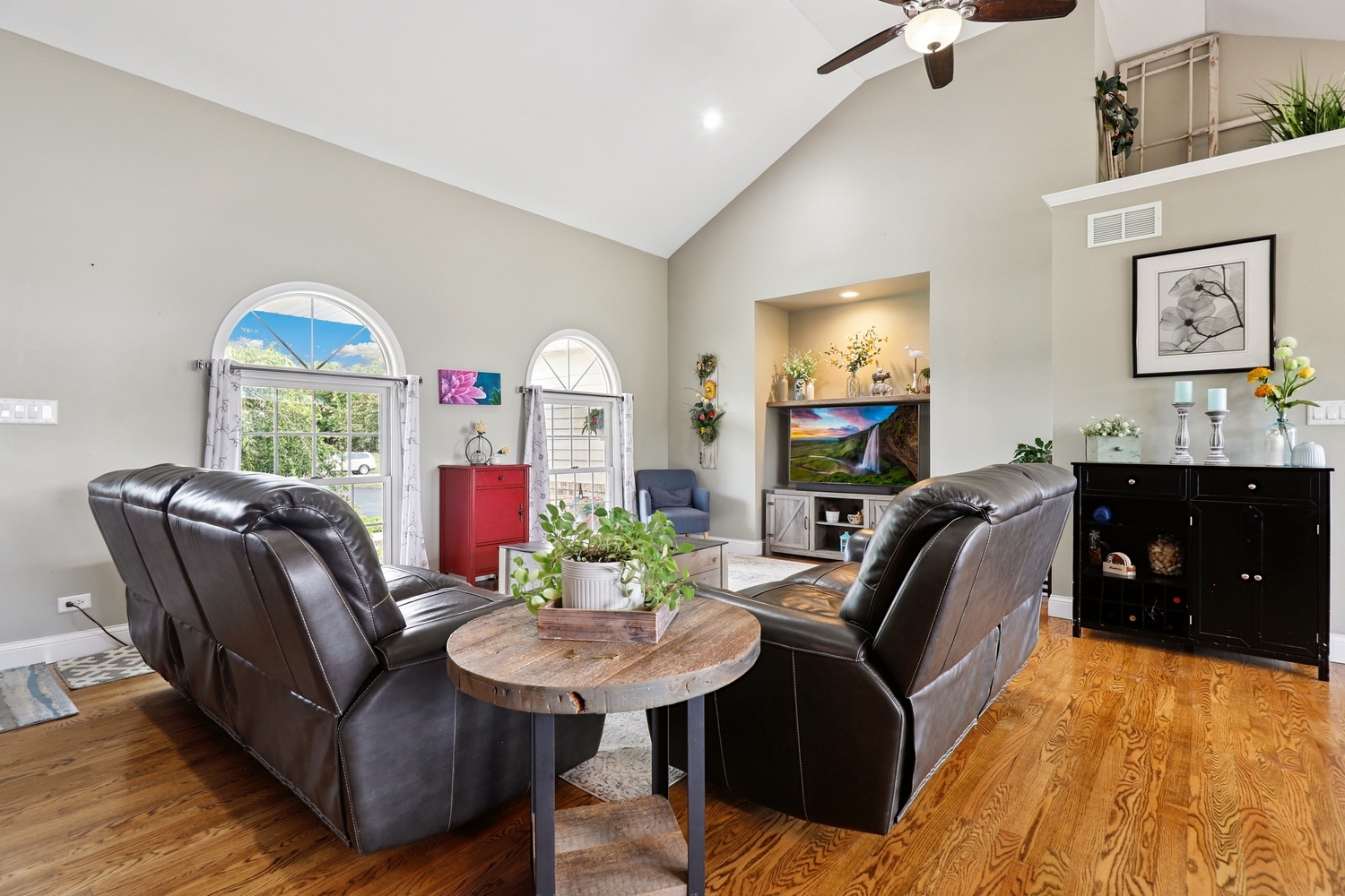 2900 Abbington Drive