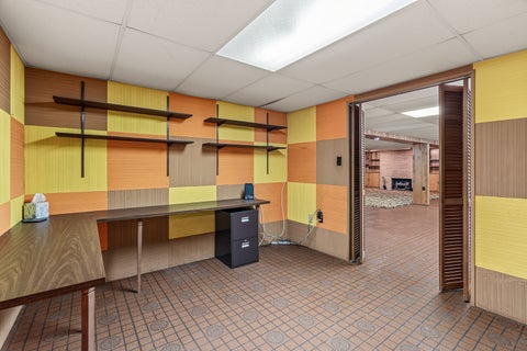 Tiny photo for 15400 Paxton Avenue, South Holland, IL 60473 (MLS # 12739120)