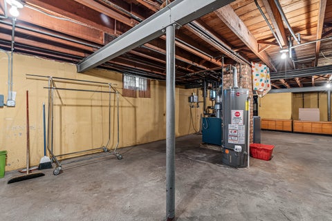 Tiny photo for 15400 Paxton Avenue, South Holland, IL 60473 (MLS # 12739120)